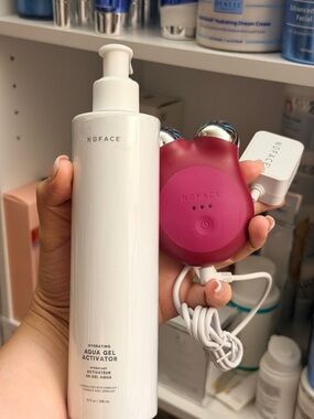 NuFace Mini Facial Toning Device in Pink with White Aqua Gel Activator